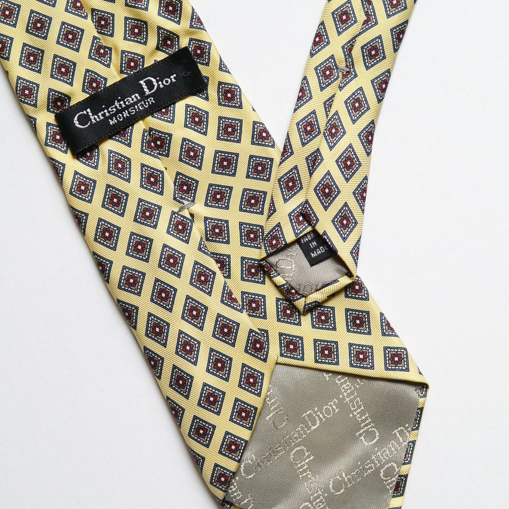 DIOR - Pastel Yellow Geometric Tie